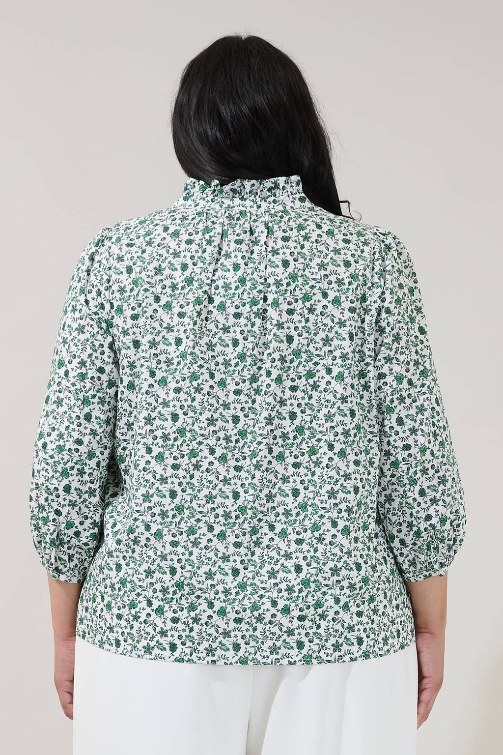 Berty Button Down Curve