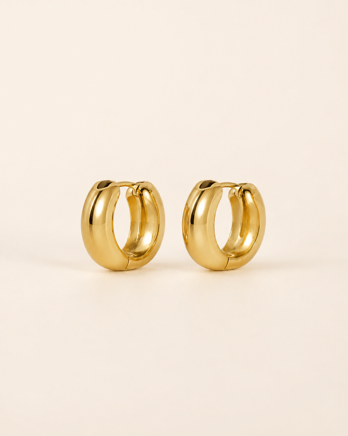Monaco Huggies Earrings